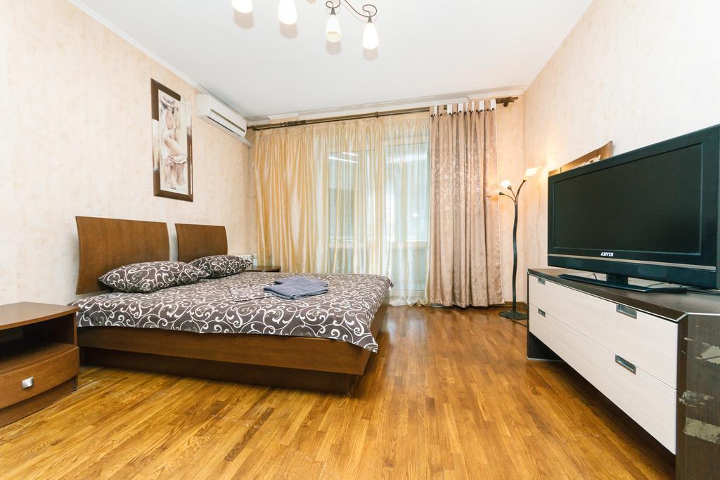קייב Two-Storey Apartment Near Iec מראה חיצוני תמונה