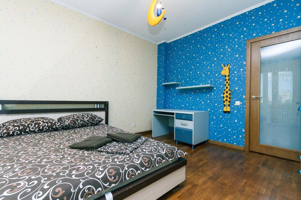 קייב Two-Storey Apartment Near Iec מראה חיצוני תמונה
