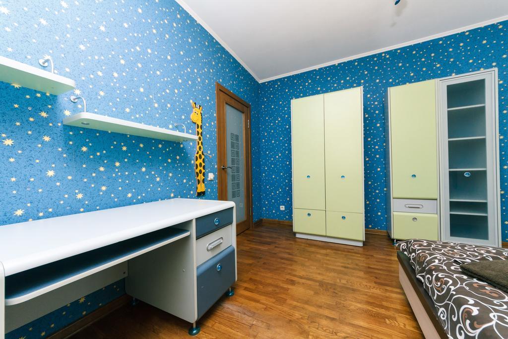 קייב Two-Storey Apartment Near Iec מראה חיצוני תמונה
