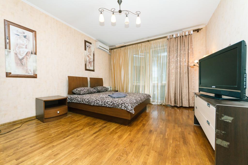 קייב Two-Storey Apartment Near Iec מראה חיצוני תמונה
