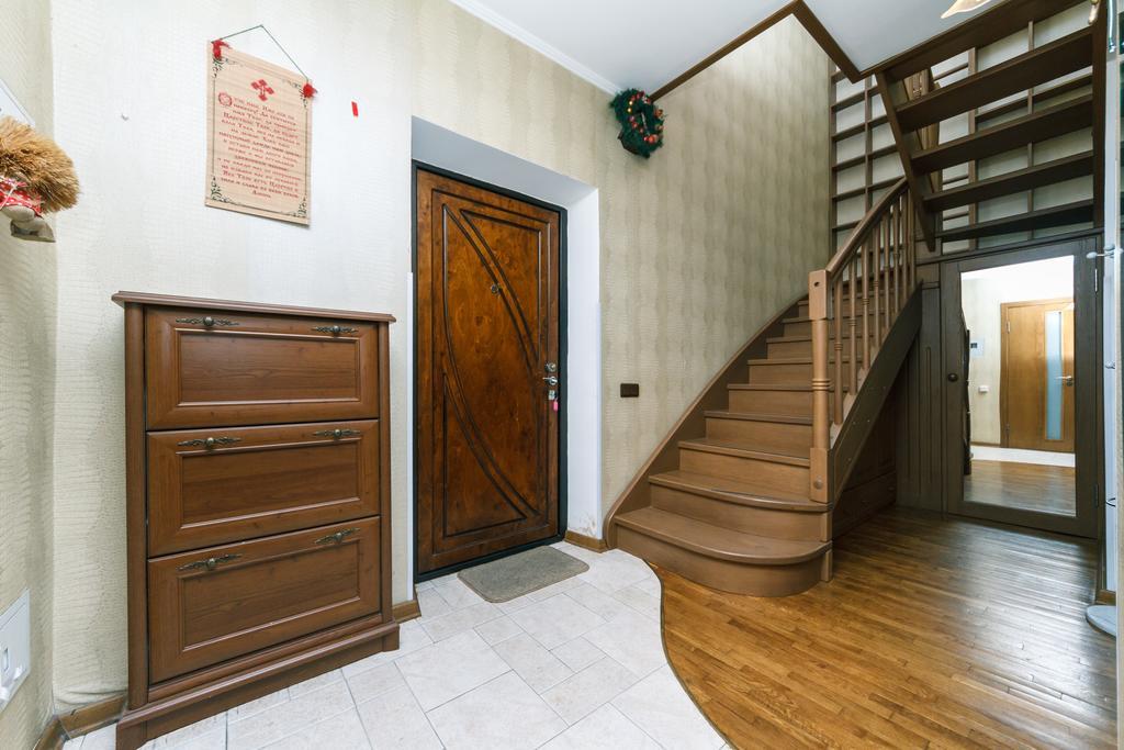 קייב Two-Storey Apartment Near Iec מראה חיצוני תמונה