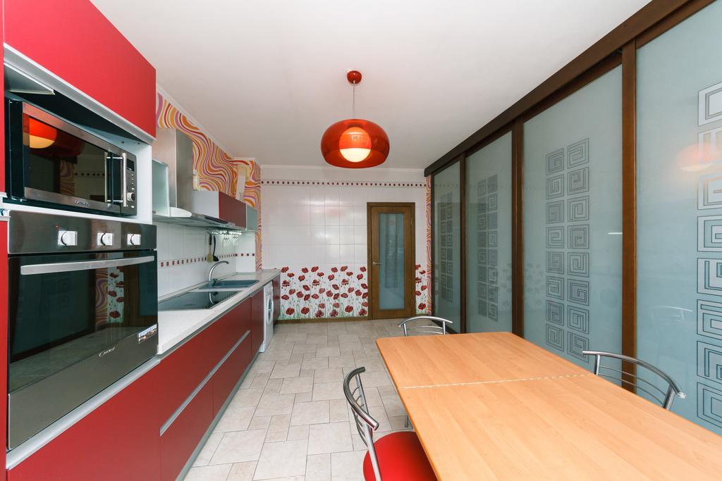 קייב Two-Storey Apartment Near Iec מראה חיצוני תמונה